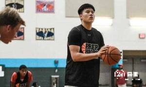 NCAA潜力新星李弘权将转战CBA加盟上海男篮