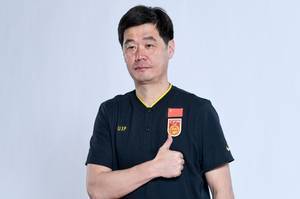 沪媒:李霄鹏对归化有微词在情理中,“怨气满满”不必过度解读