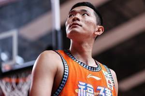 超越前队友王哲林!陈林坚出场次数&出场时间升至福建队史第一