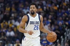 拼至6犯离场！丁威迪全场21投6中&罚球7中6得到20分5板6助3断